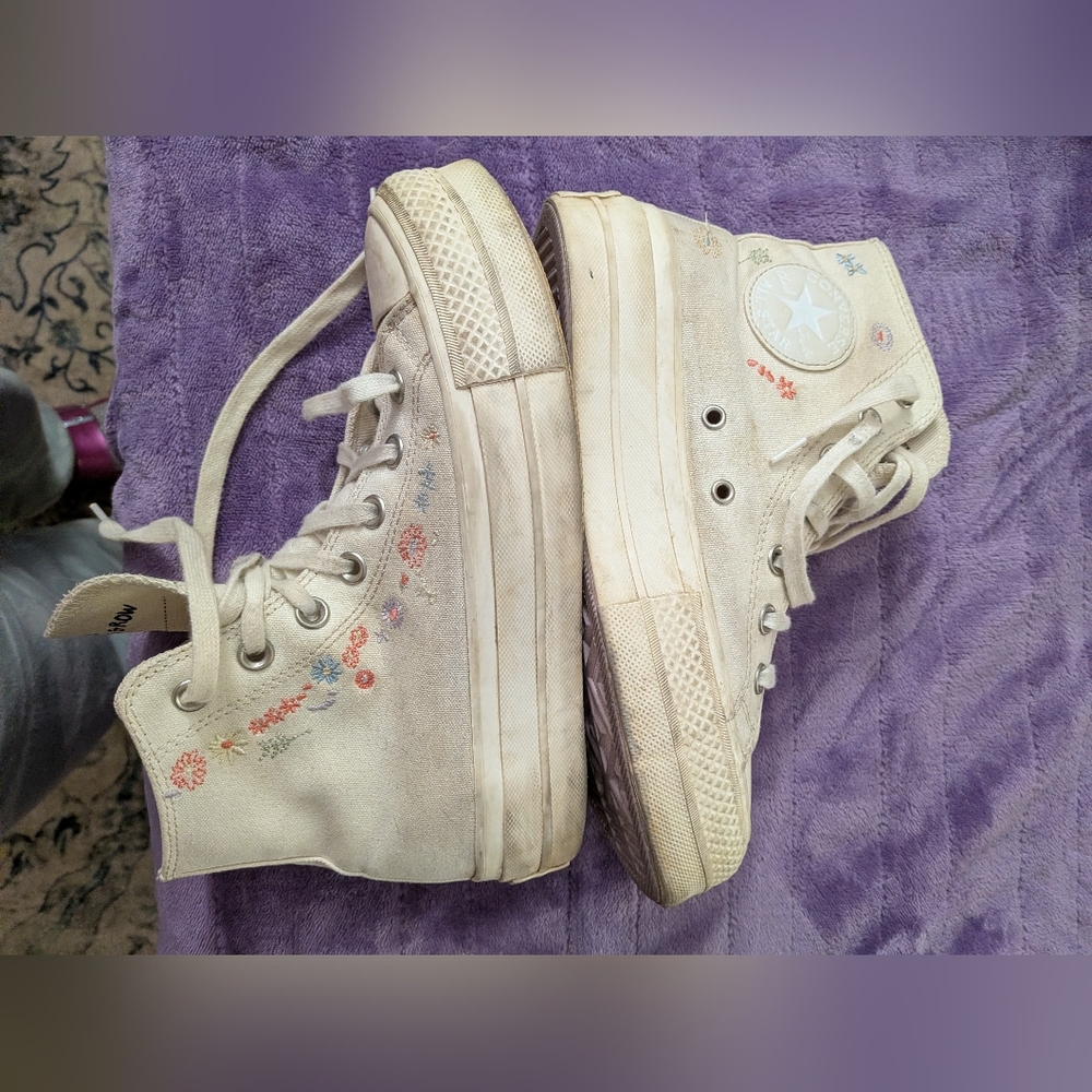 Converse Chuck Taylor All Star Lift Hi Platform "Things To Grow" Floral Sneakers
